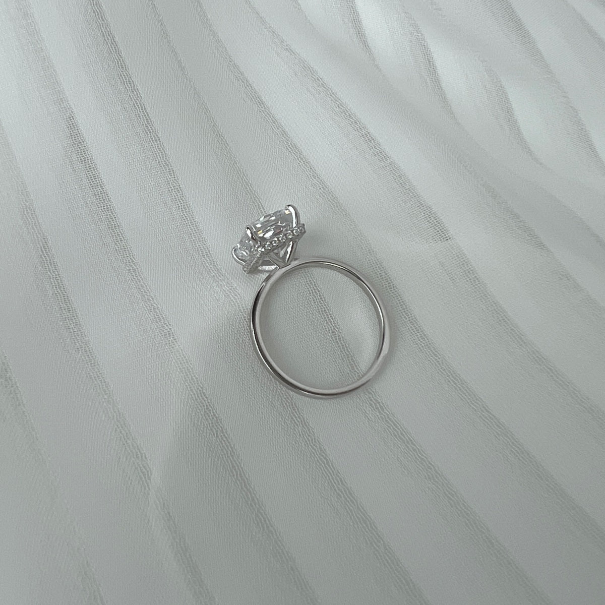 Alaia 4CT Radiant Cut Solitaire S925 Sterling Silver Promise Ring | Affordable Engagement Ring with Hidden Halo | Hypoallergenic, Tarnish-Free 8A Cubic Zirconia | Stacking Jewellery for Weddings & Anniversaries | Buy in London, UK | Luxora London